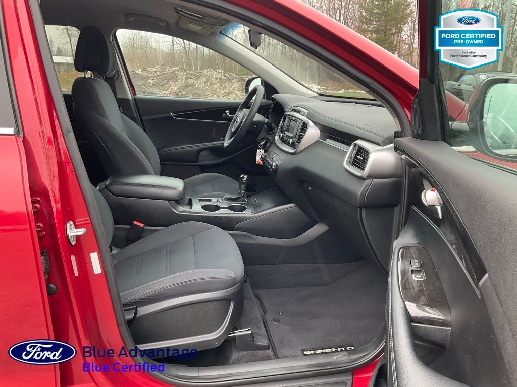 2017 Kia Sorento 3.3L LX