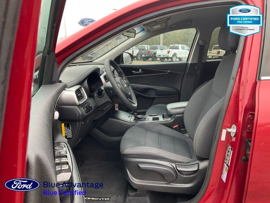 2017 Kia Sorento 3.3L LX