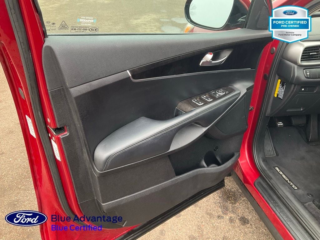 2017 Kia Sorento 3.3L LX