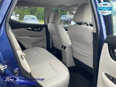 2022 Nissan Rogue Sport SV