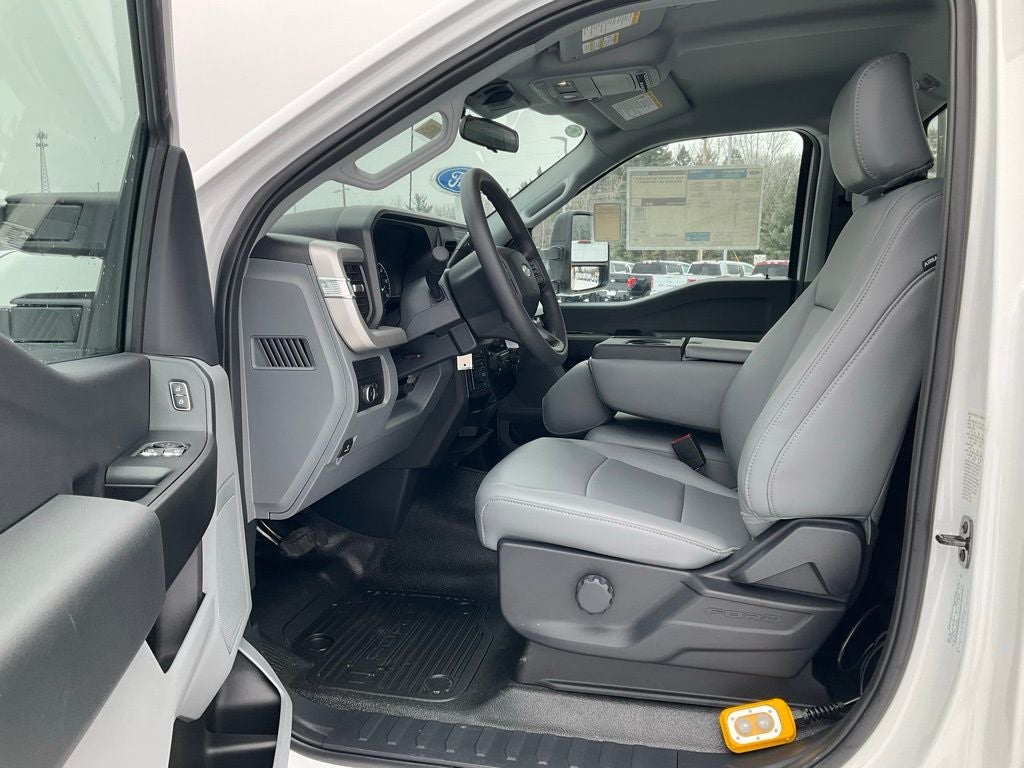 2026 Ford F-550SD XL DRW