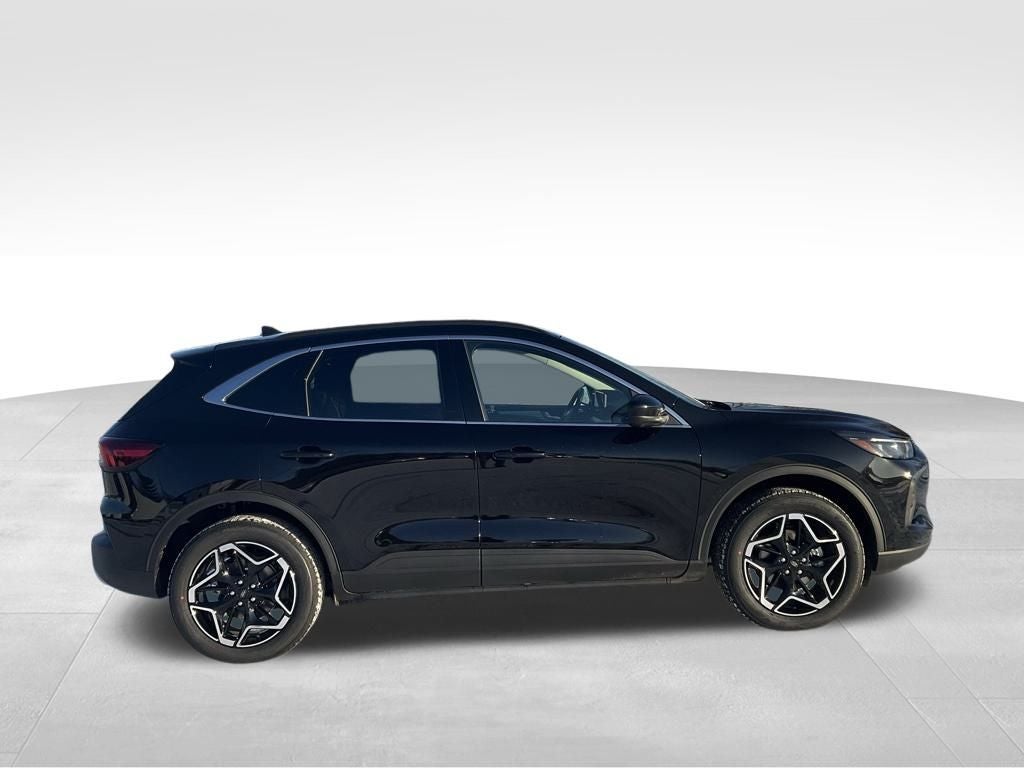 2026 Ford Escape Hybrid Platinum