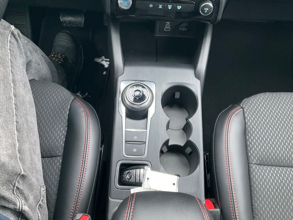 2026 Ford Escape Hybrid ST-Line Select