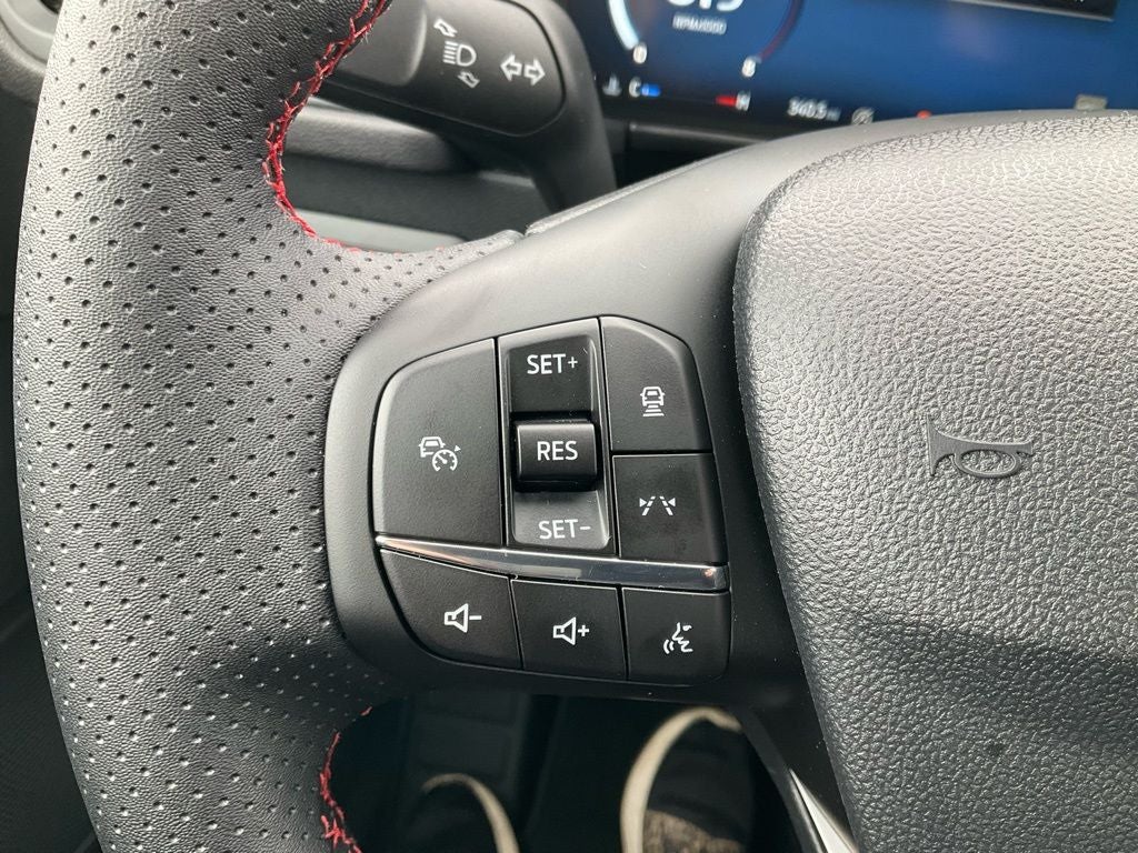 2026 Ford Escape ST-Line Elite