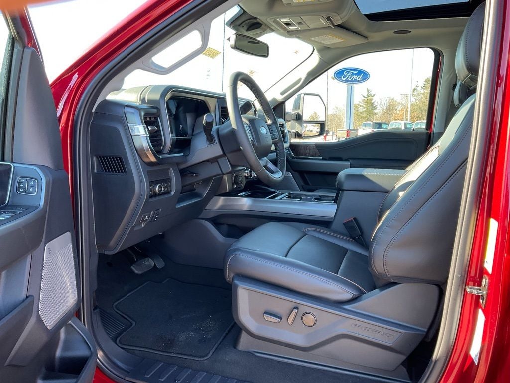 2026 Ford F-350SD Lariat