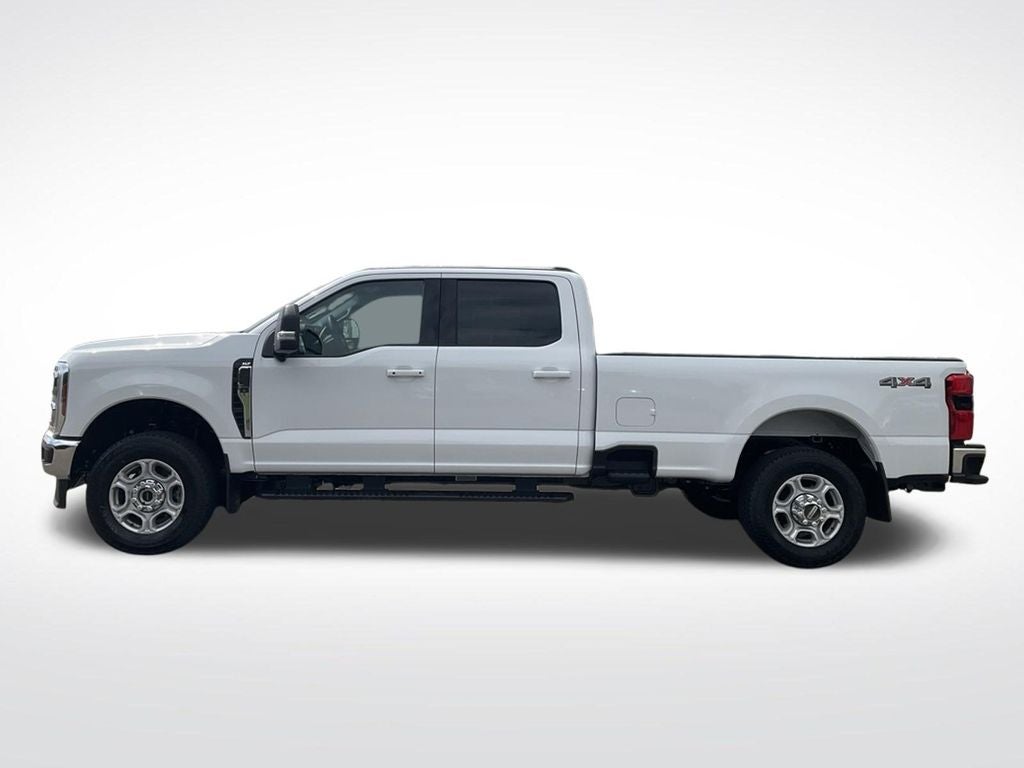 2026 Ford F-350SD F-350® XLT