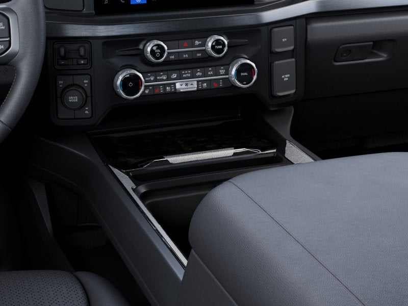 2027 Ford Super Duty Lariat DRW