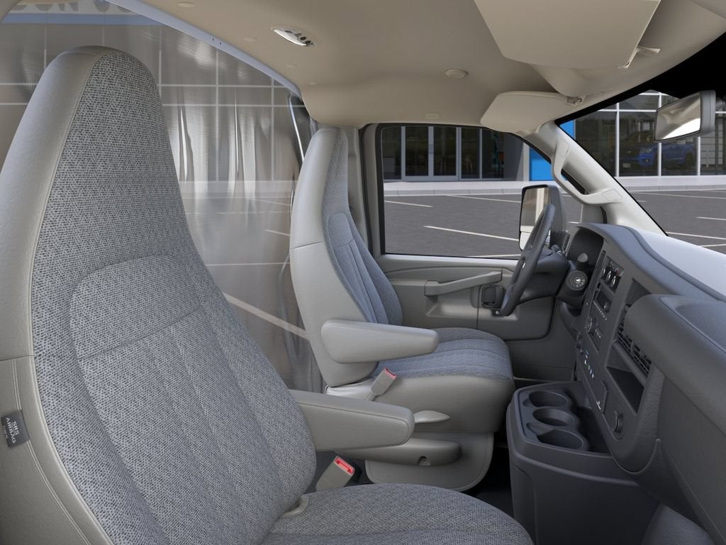 2026 Chevrolet Express Cutaway 3500 1WT