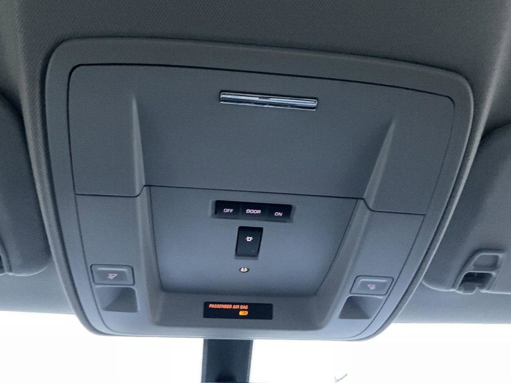 2021 Chevrolet Silverado 5500 HD Work Truck