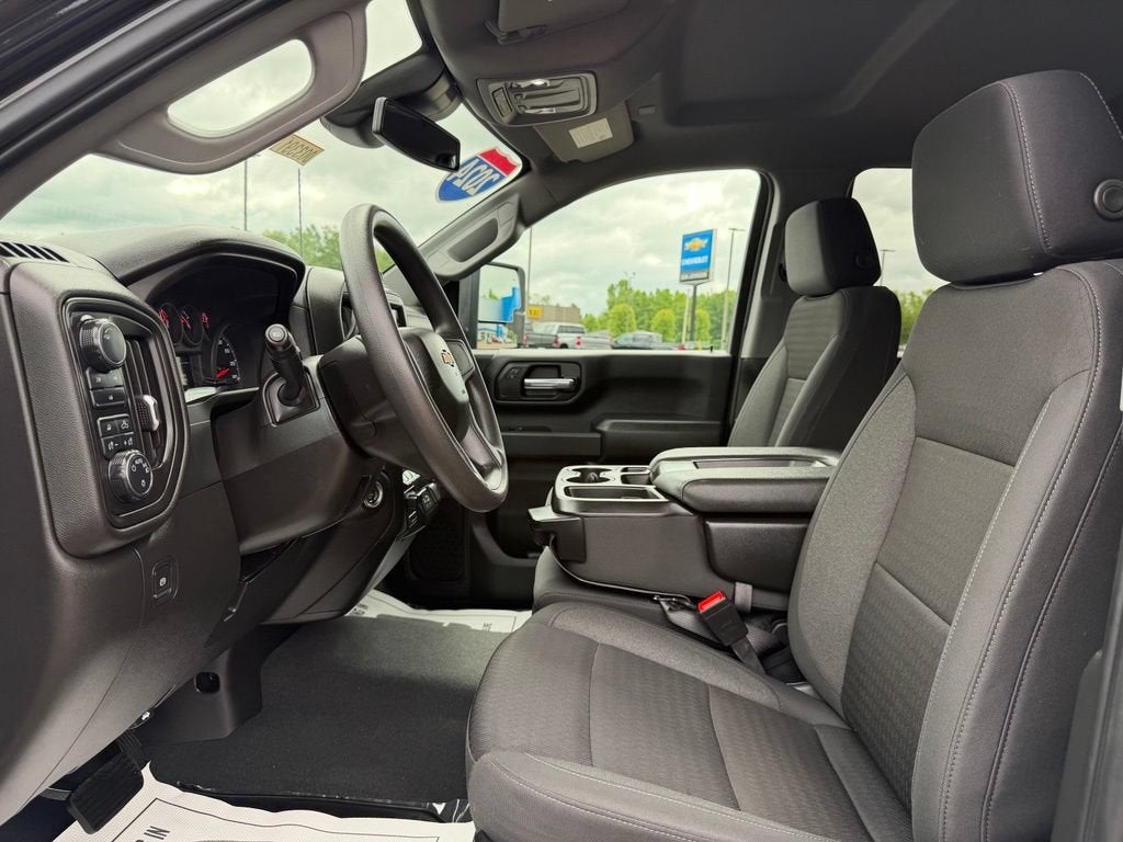 2024 Chevrolet Silverado 2500 HD Custom