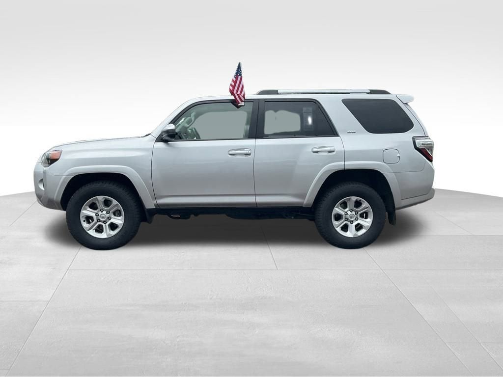 2022 Toyota 4Runner SR5