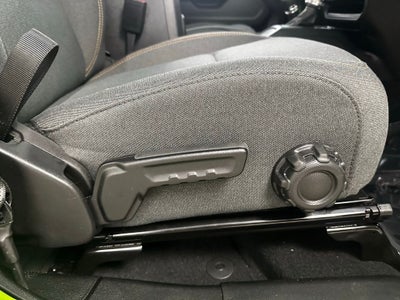 2026 Jeep Wrangler 4-Door Sport RHD 4x4