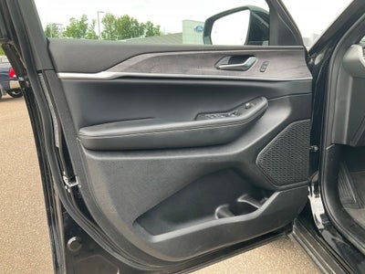 2024 Jeep Grand Cherokee Limited 4x4