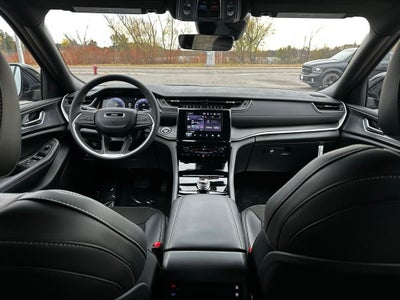 2025 Jeep Grand Cherokee GRAND CHEROKEE L ALTITUDE 4X4