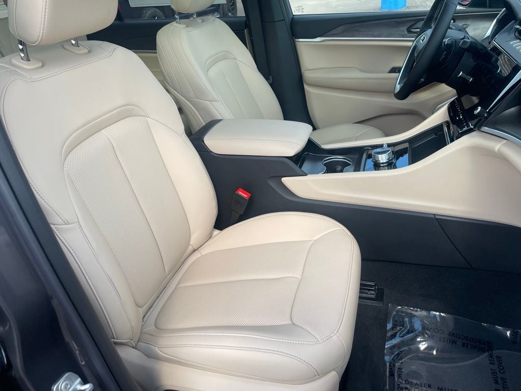 2026 Jeep Grand Cherokee GRAND CHEROKEE L LIMITED 4X4