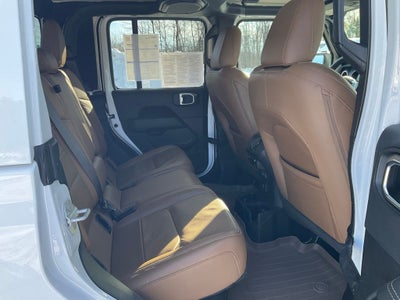 2022 Jeep Gladiator Overland 4x4