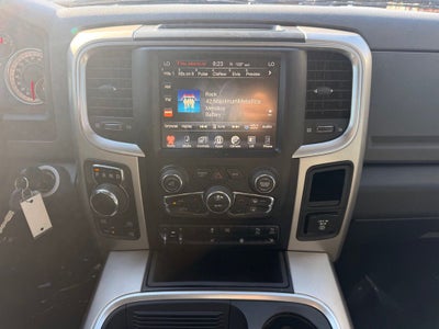 2017 RAM 1500 Big Horn Crew Cab 4x4 6'4' Box