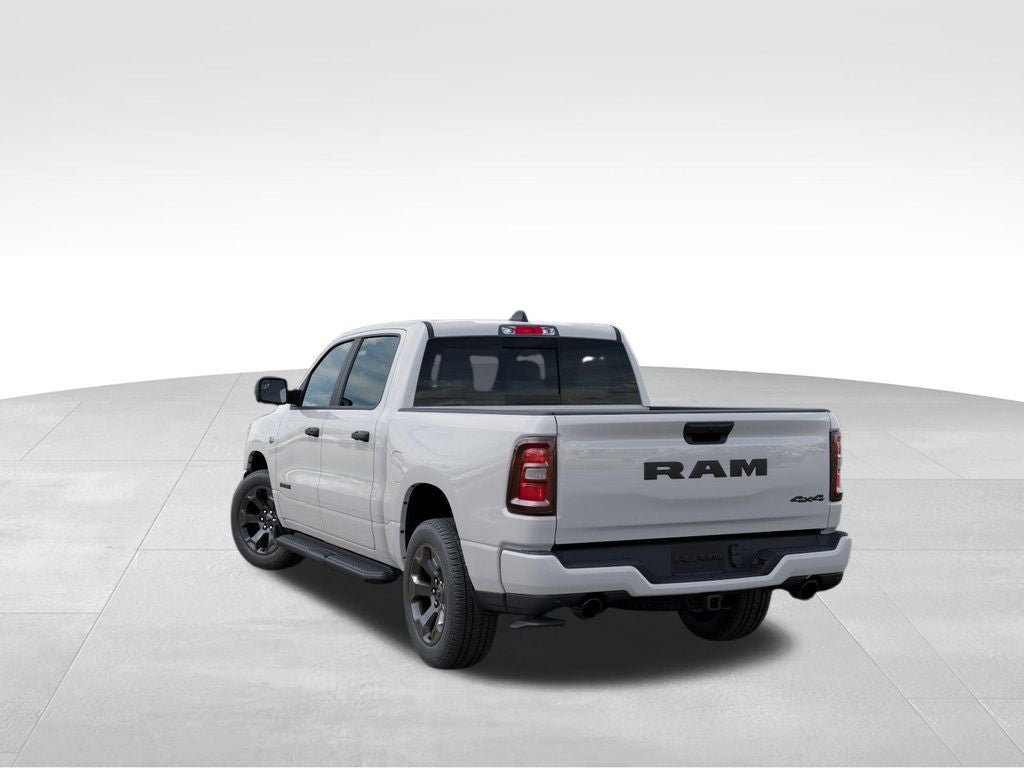 2026 RAM 1500 RAM 1500 EXPRESS CREW CAB 4X4 5'7' BOX