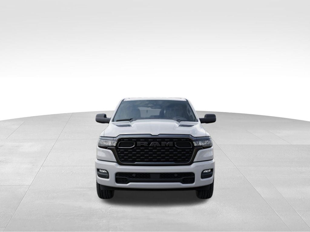 2026 RAM 1500 RAM 1500 EXPRESS CREW CAB 4X4 5'7' BOX