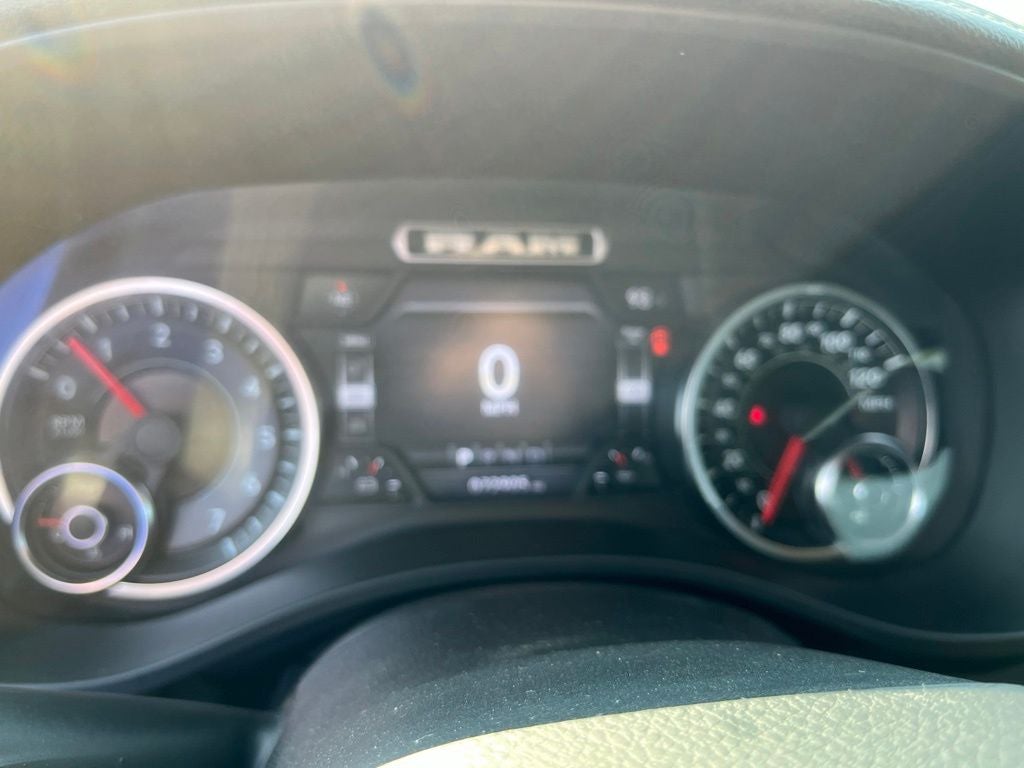 2019 RAM 1500 Laramie Crew Cab 4x4 5'7' Box