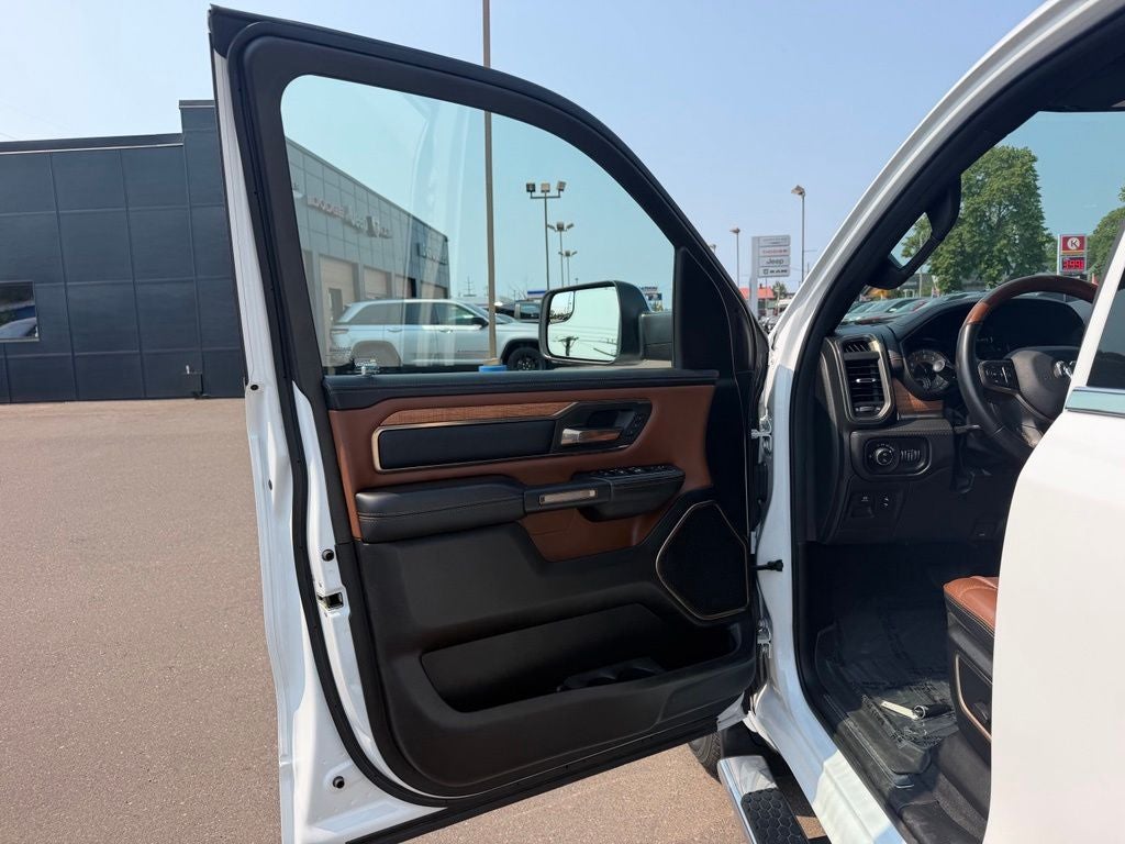2022 RAM 1500 Limited Longhorn Crew Cab 4x4 5'7' Box