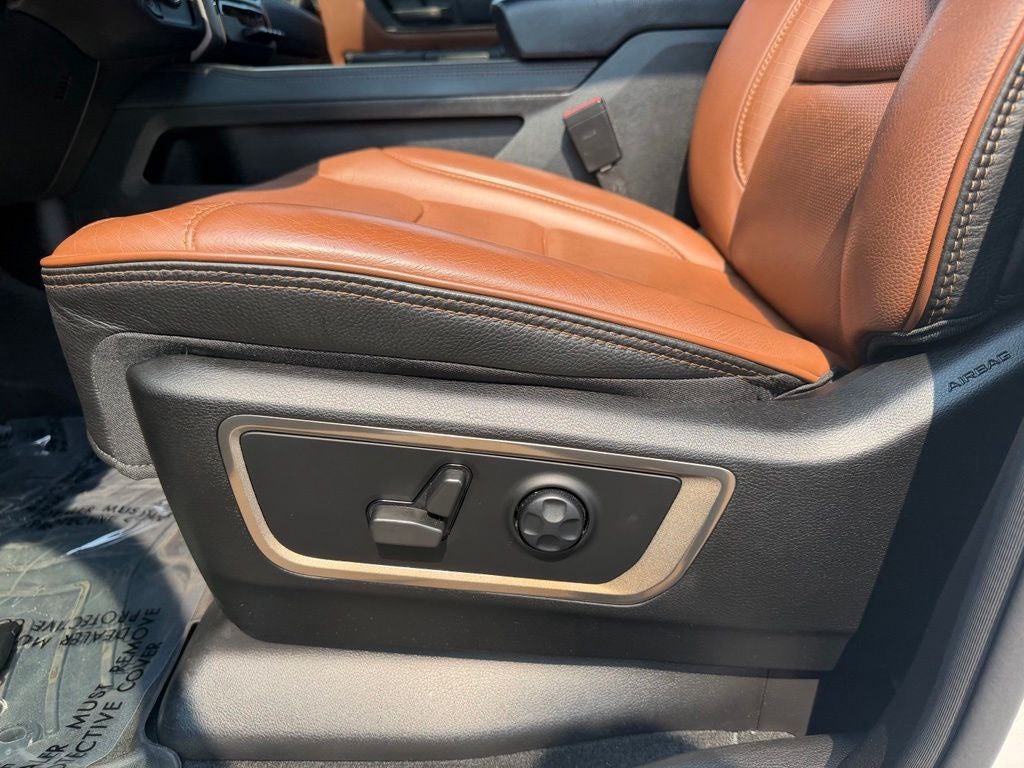 2022 RAM 1500 Limited Longhorn Crew Cab 4x4 5'7' Box