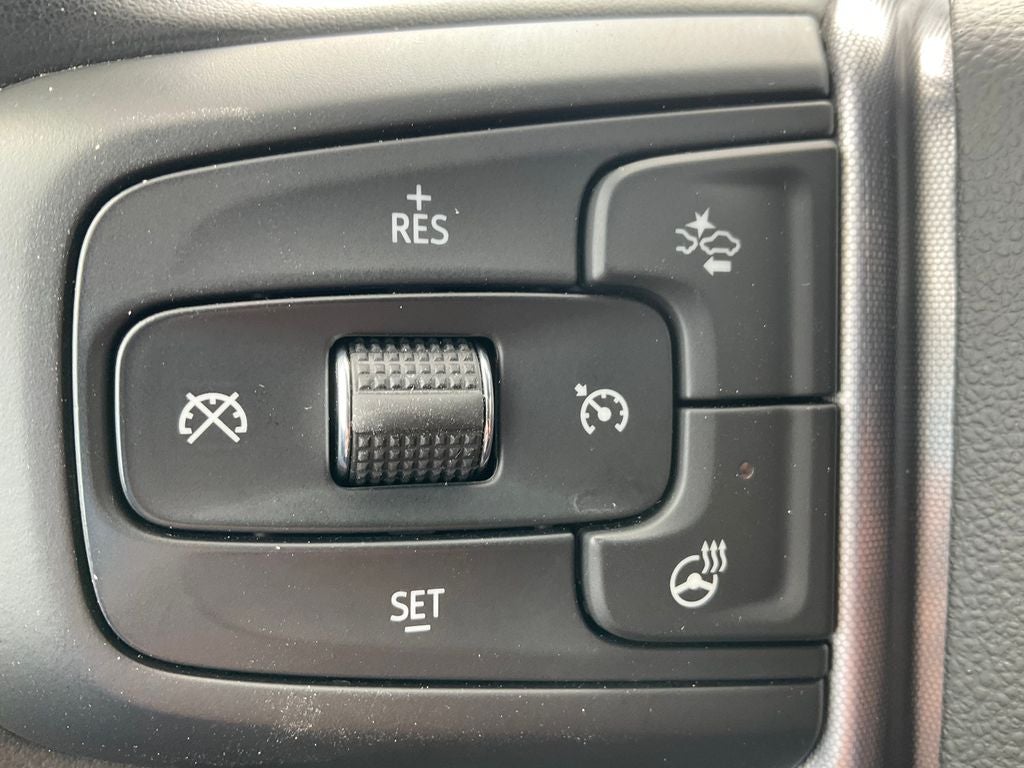 2024 GMC Sierra 1500 4WD Crew Cab Short Box SLT