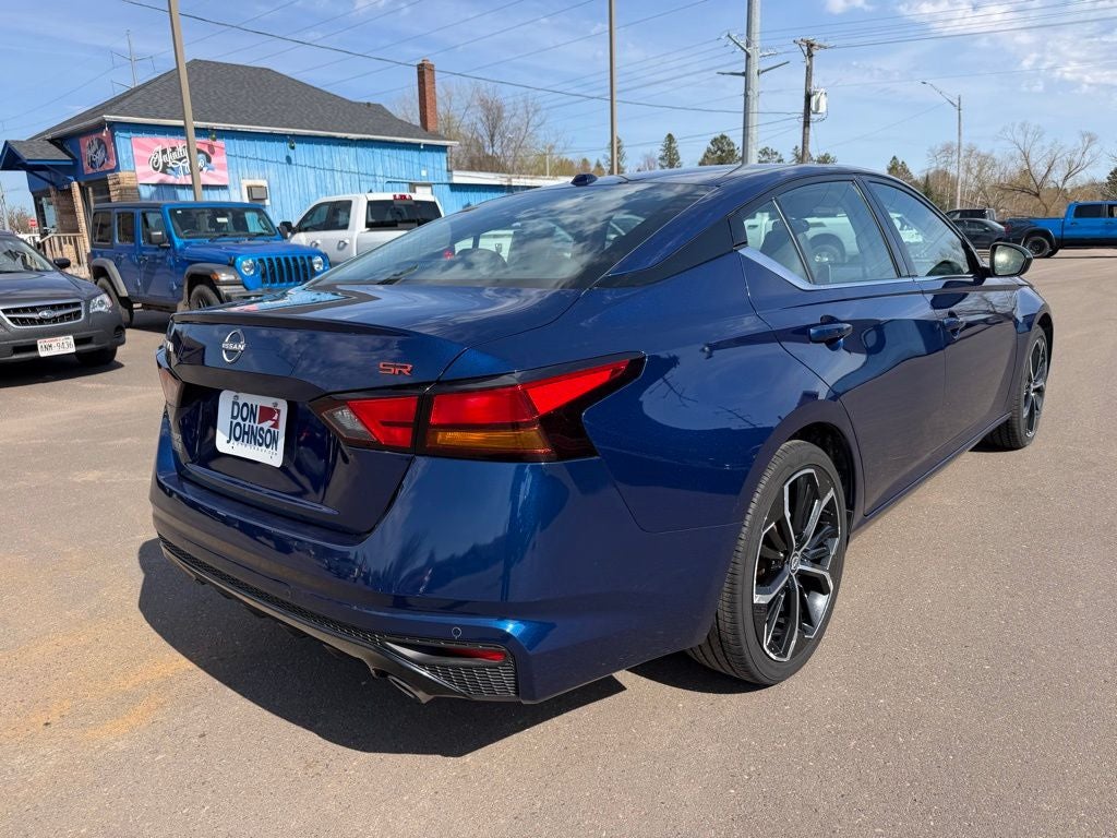 2024 Nissan Altima SR FWD