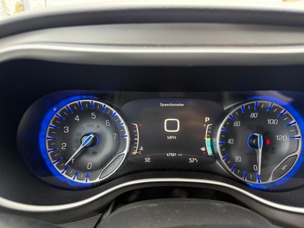 2023 Chrysler Pacifica Touring L