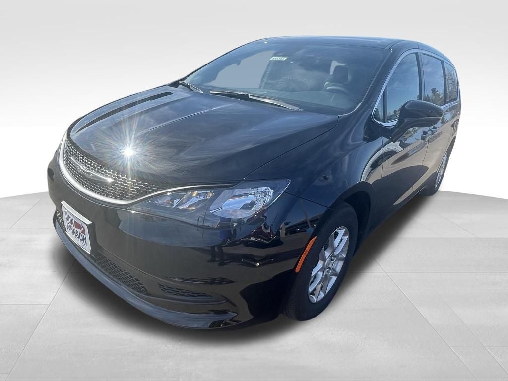 2026 Chrysler Voyager VOYAGER LX