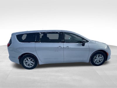 2026 Chrysler Voyager VOYAGER LX