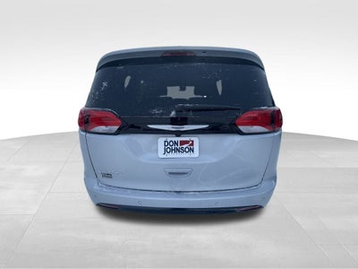 2026 Chrysler Voyager VOYAGER LX