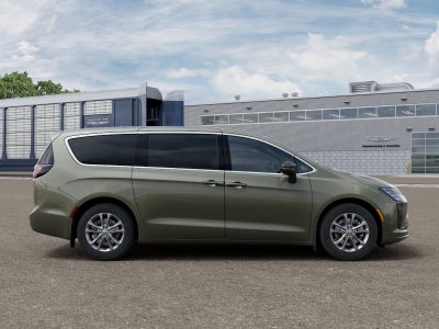 2027 Chrysler Pacifica PACIFICA SELECT AWD