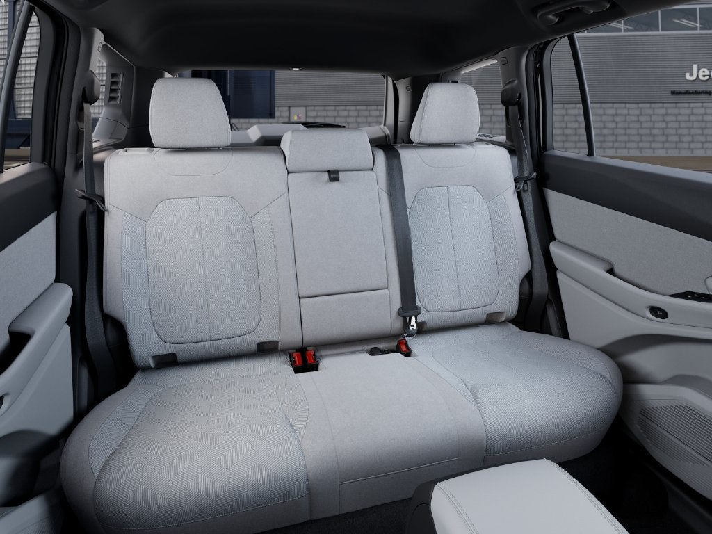 2027 Jeep Cherokee CHEROKEE LAREDO 4X4