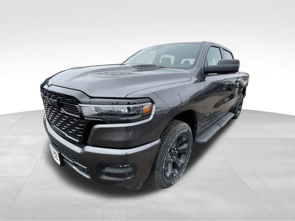 2026 RAM Ram 1500 RAM 1500 EXPRESS CREW CAB 4X4 5'7' BOX