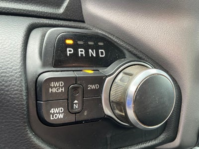 2019 RAM 2500 Big Horn Crew Cab 4x4 8' Box