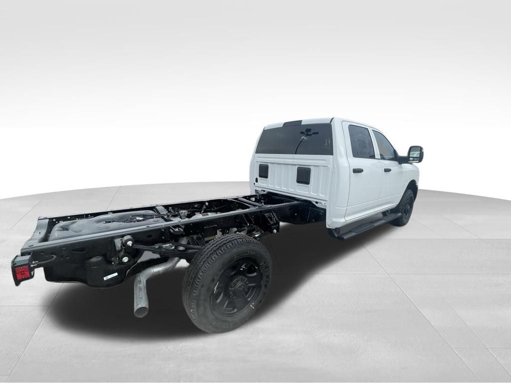 2026 RAM Ram 3500 Chassis Cab RAM 3500 TRADESMAN CREW CAB CHASSIS 4X4 60' CA