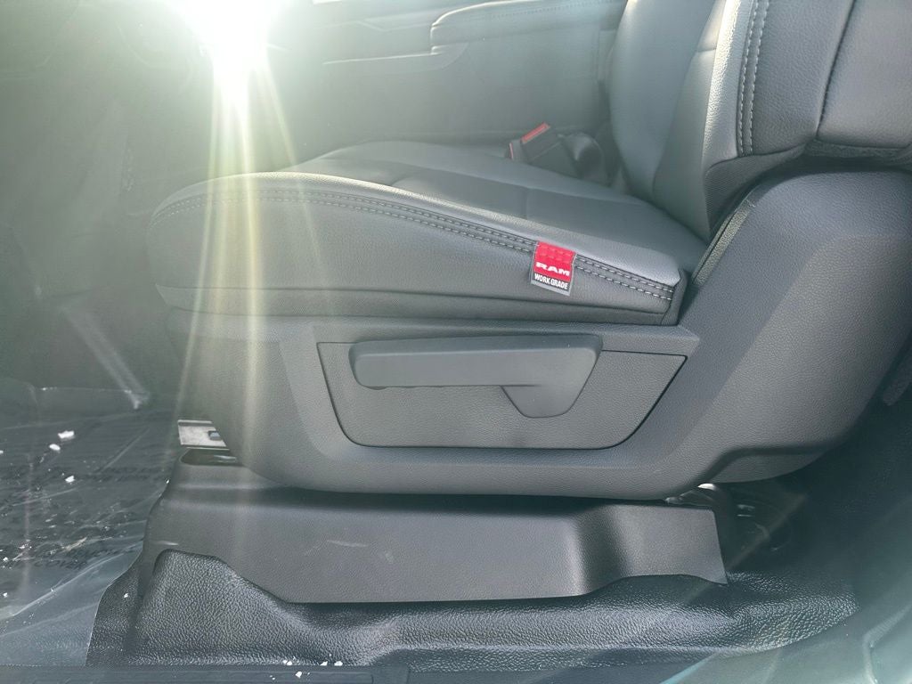 2026 RAM Ram 3500 Chassis Cab RAM 3500 TRADESMAN CHASSIS REGULAR CAB 4X4 60' CA