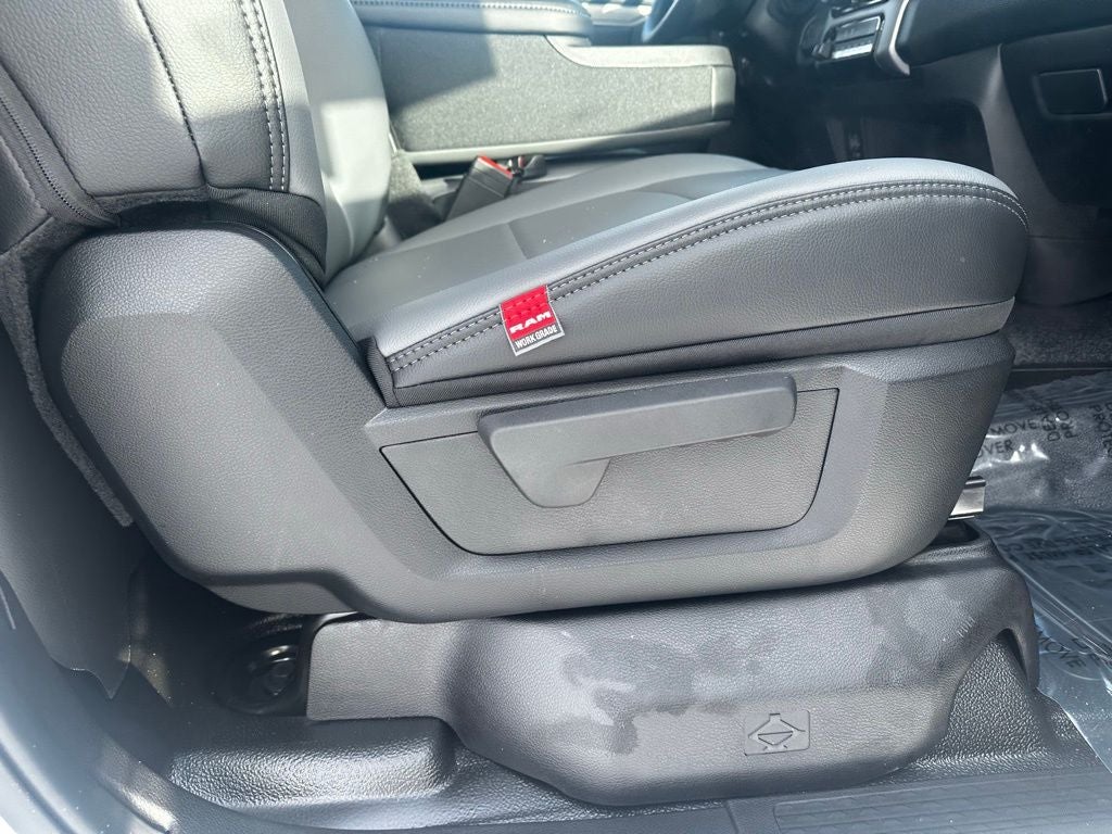 2026 RAM Ram 3500 Chassis Cab RAM 3500 TRADESMAN CHASSIS REGULAR CAB 4X4 60' CA