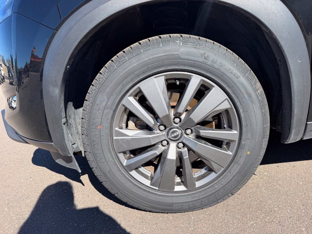 2025 Nissan Pathfinder SV 4WD