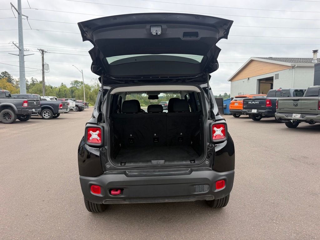 2023 Jeep Renegade Trailhawk