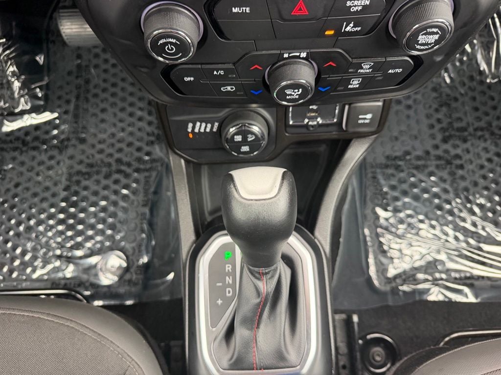 2023 Jeep Renegade Trailhawk