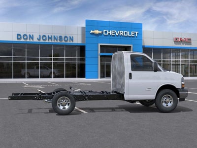 2026 Chevrolet Express Cutaway 3500 1WT