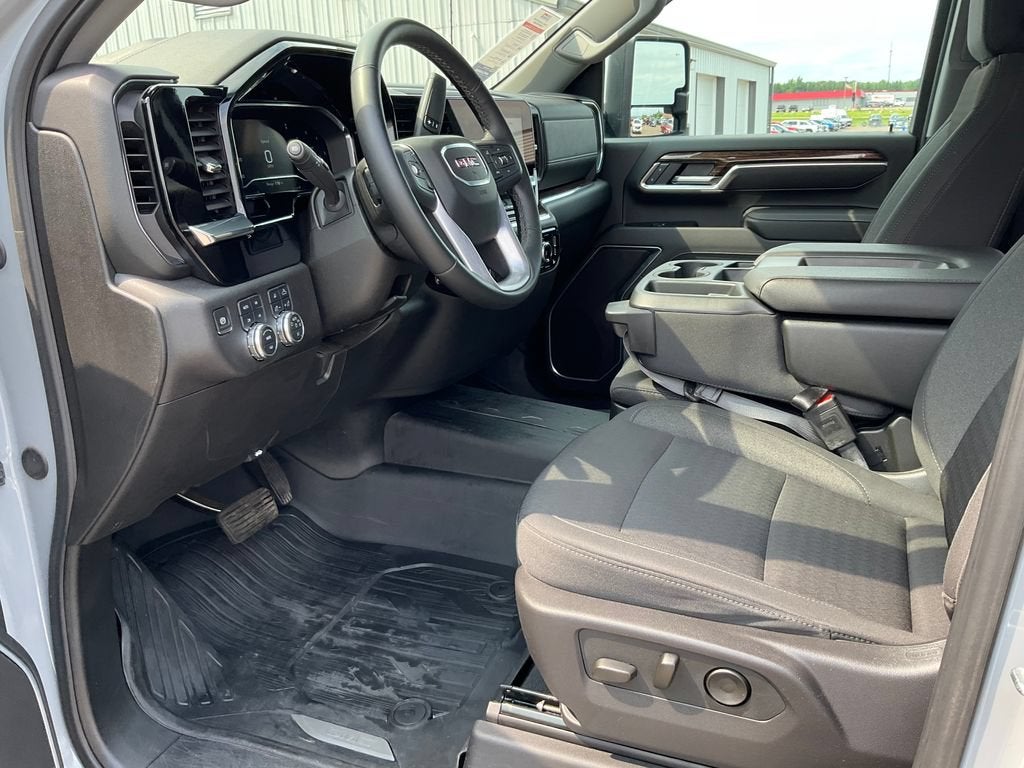 2025 GMC Sierra 2500 HD SLE