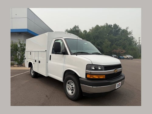 2026 Chevrolet Express Cutaway 3500 1WT