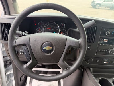 2026 Chevrolet Express Cutaway 3500 1WT