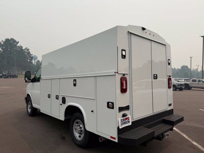 2026 Chevrolet Express Cutaway 3500 1WT