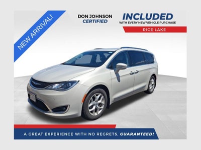 2017 Chrysler Pacifica Touring-L Plus