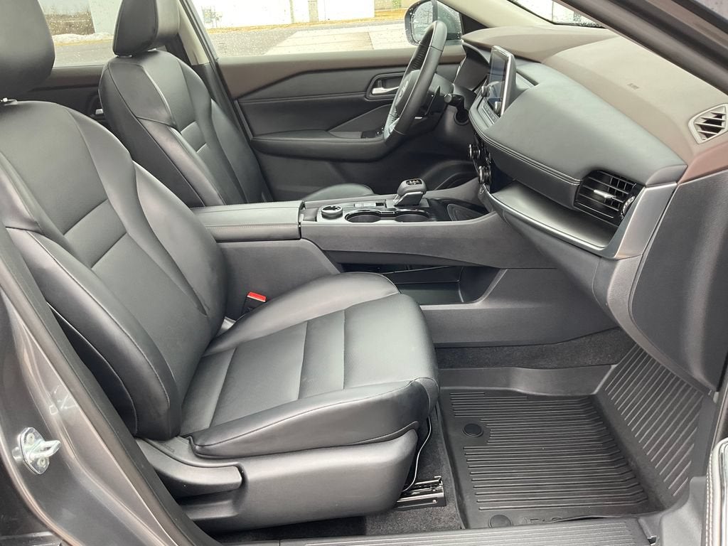 2022 Nissan Rogue SV Intelligent AWD