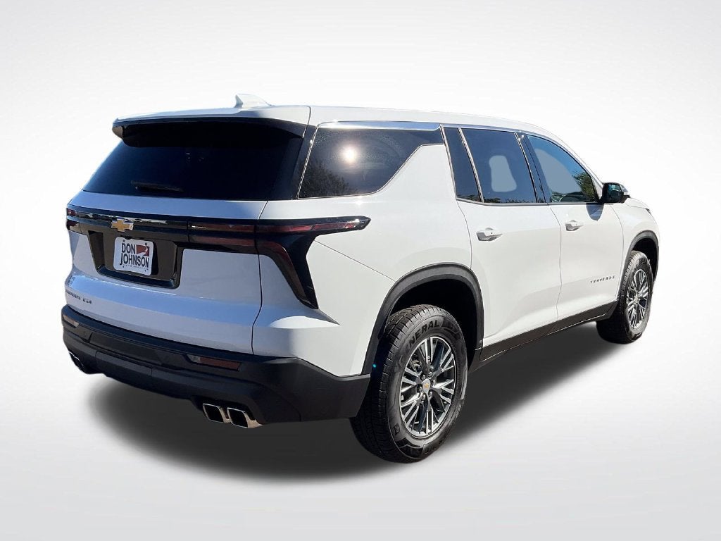 2024 Chevrolet Traverse LS